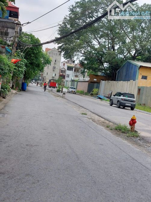 Bán nhà phố Đức Giang 48m2-4T-hơn 10 tỷ, lô góc,ô tô tránh, gần chung cư An Quý Hưng - 2