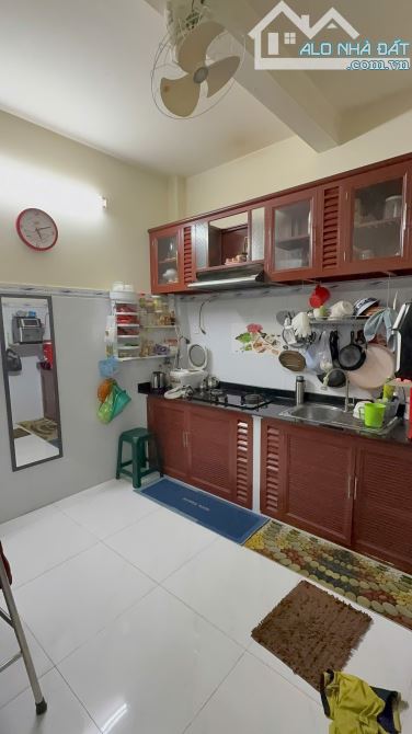 Bán nhà khu Tên lửa 48m2 4x12m 3PN Gần Công Viên Giá 4.9 Tỷ - 2