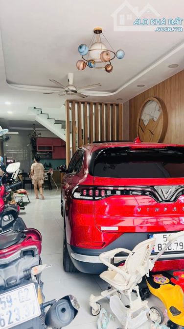 Nhà phố 3 tầng,Đường Song Hành, Quận 12,hẻm 8m,Ngay Công Viên An Sương ,4*18m, Nhỉnh 6 Tỷ - 2