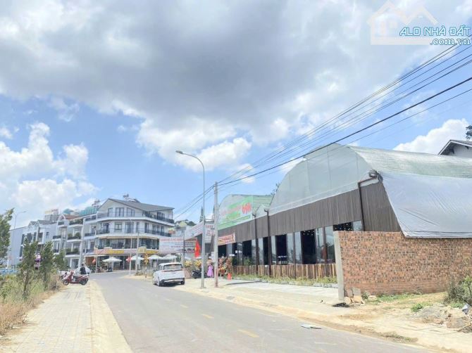🏡 ĐẤT MẶT TIỀN PHẠM HỒNG THÁI - CÁCH HỒ XUÂN HƯƠNG 500M - KHU VỰC ĐỒNG BỘ BẬC NHẤT ĐÀ LẠT - 2