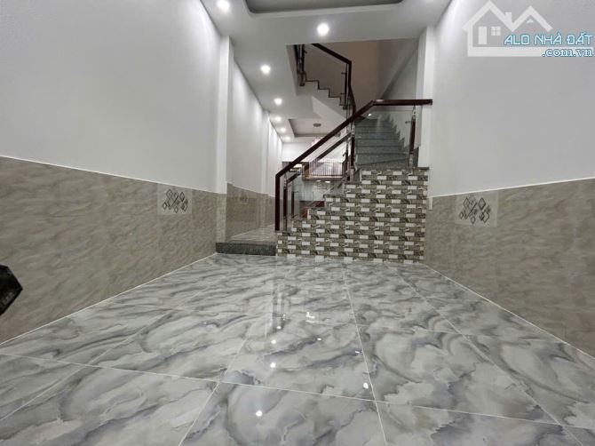 Bán nhà 2 tầng Q9 - Chỉ 2.1 tỷ - Nhà mới tinh - 1 phút Xa lộ Hà Nội - 2