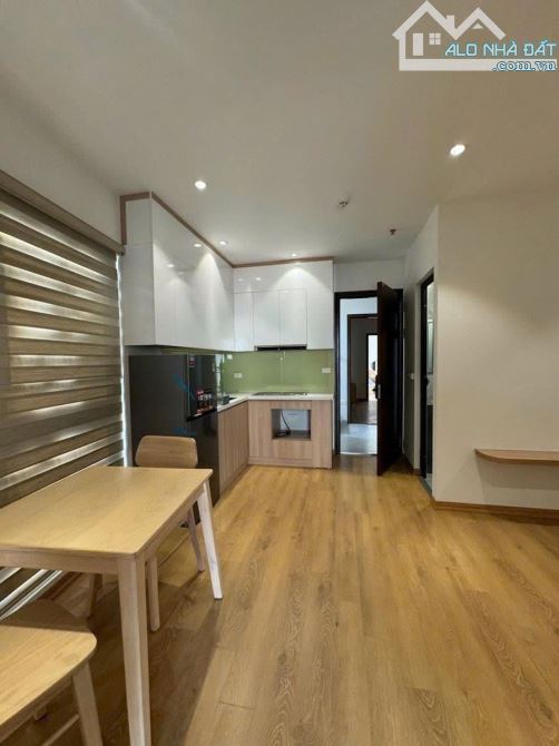 BÁN TÒA APARTMENT TRÍCH SÀI, TÂY HỒ - 100M² x 9T THANG MÁY - DÒNG TIỀN 135TR/TH - Ô TÔ - 2