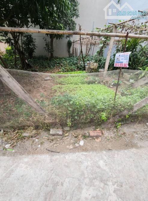 LÔ ĐẤT ĐẸP YÊN NGHĨA HÀ ĐÔNG - 35M NGÕ THÔNG - Ô TÔ VÀO ĐẤT - GIÁ 3.6 TỶ - 2