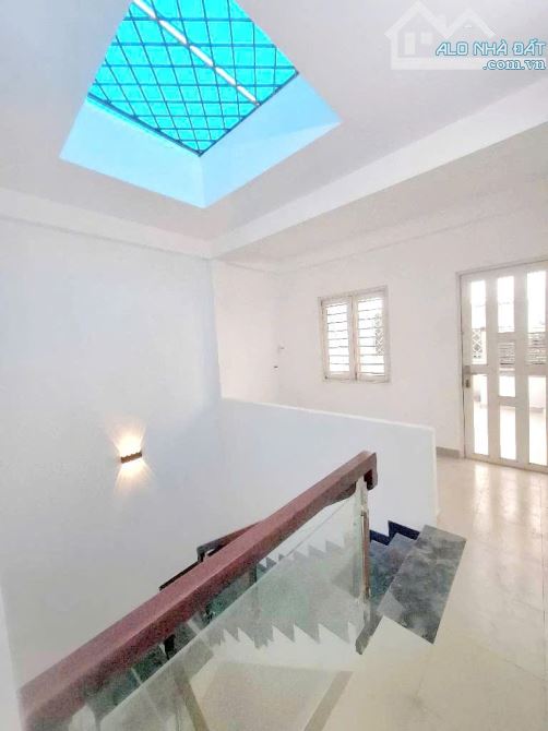 Lê văn Quới Nhà 4 tầng 4 x 20m 4PN 5wc ngay ngã tư 4 Xã 6.6 tỷ - 3