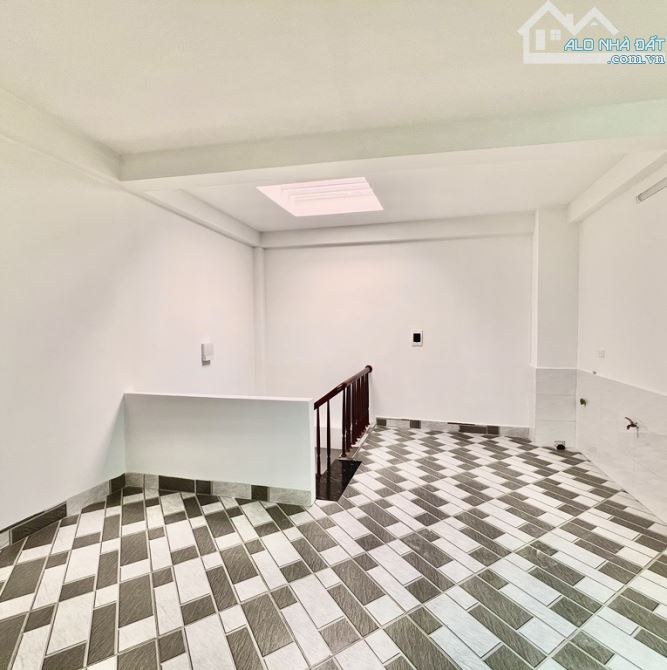 Nhà 5 tầng DTSD 48m2 phố Thanh Lân-phường Vĩnh Hưng, giá hơn 6TỶ chủ cần bán gấp - 3