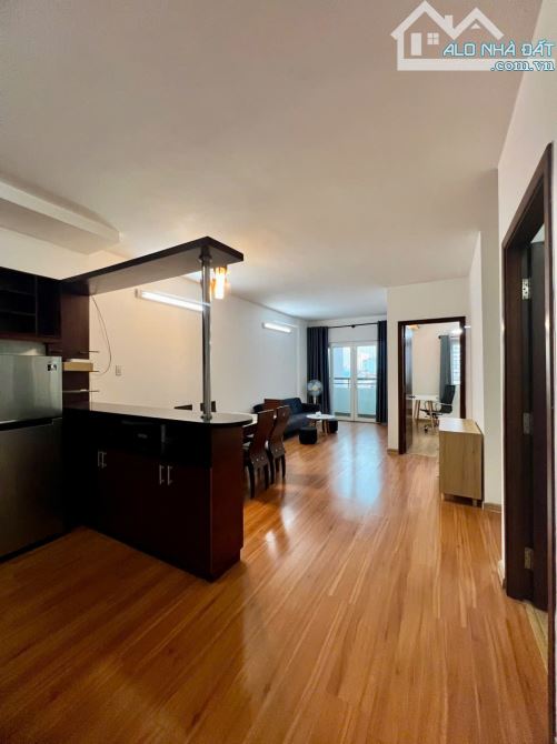 Cho thuê căn hộ 2PN, 2WC, 80m2 chỉ 13 triệu tại Orient Apartment, Bến Vân Đồn, Q4 - 3