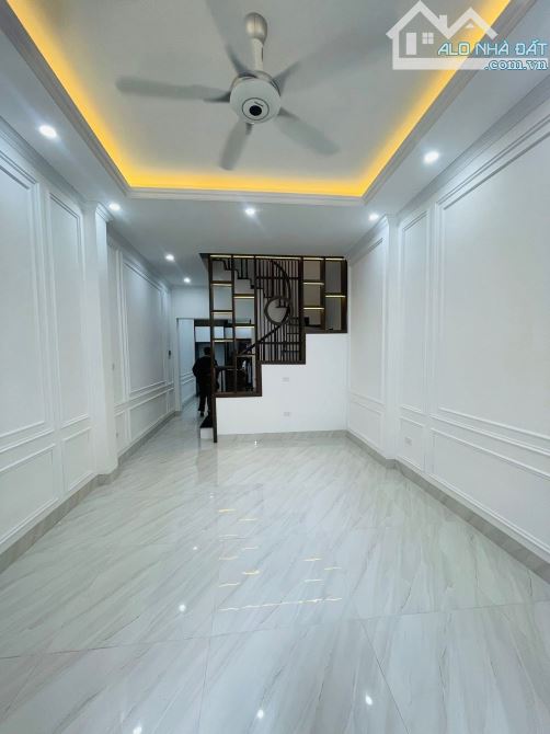 Bán nhà Phố Xuân La 51m2 ôtô cách 10m nhà 6 tầng 6 ngủ mới full nội thất - 3