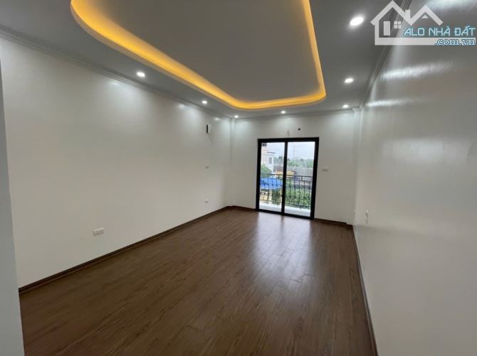 🏡 Phố Thượng Thanh, 54m2 , 5 tầng , 💰 7tỷ , mới tinh chủ mới hoàn thiện , - 3