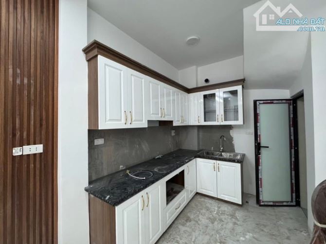 Bán nhà Phường Việt Hưng 32m-5tầng-4tỷ790tr - 3