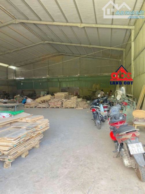 Cho Thuê Xưởng 500m2 Gần KCN Sông Mây, Cách 767 Chỉ 30m. Giá : 12tr/ 1 Tháng - 3