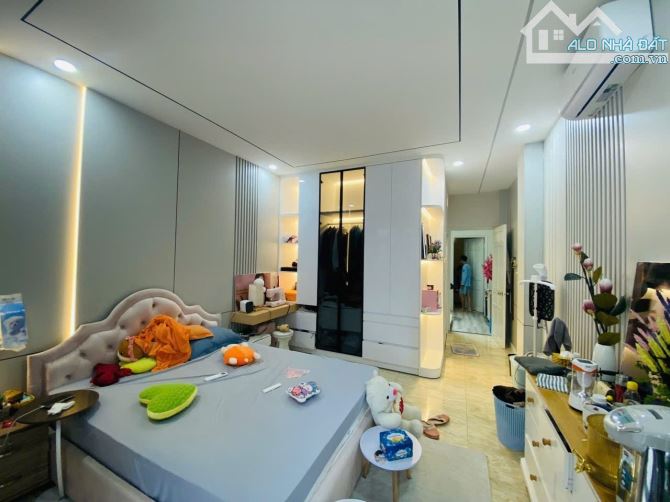 Bán Nhà  3 tầng TT thành phố Thủ Đức – 68m² – nội thất Châu Âu – nhỉnh 7 tỷ. - 3