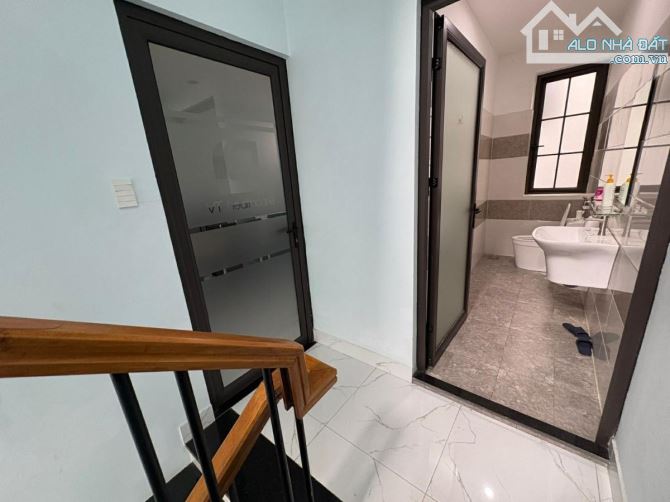 Bán nhà Nguyễn Ngọc Nại 50m2 phân lô ô tô vào nhà - trung tâm Thanh Xuân giá 8.8 tỷ - 3
