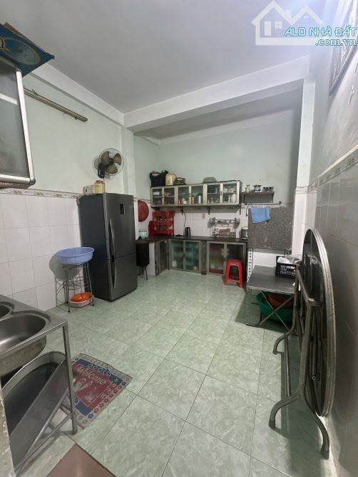 KẸT TIỀN BÁN NHÀ 1 TRỆT 2 TẦNG GẦN BIỂN DÃ TƯỢNG ĐƯỜNG Ô TÔ GIÁ 6 TỶ - 3