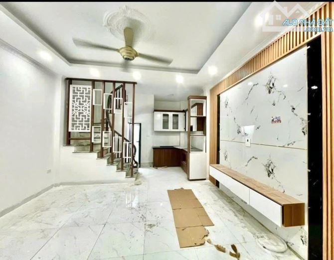 Nhà 5 tầng ô tô đỗ cách 10m. Giá cực tốt-Khẳng định k căn nào rẻ hơn-Giá chỉ từ 3.75T - 3