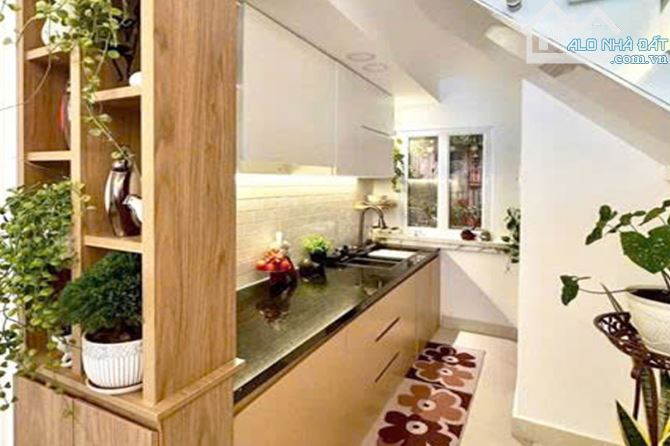 Bán nhà Lê Tự Tài, Phú Nhuận, 20m², nhà đẹp, kinh doanh, 2 Tầng - Giá 4.1 tỷ TL - 3