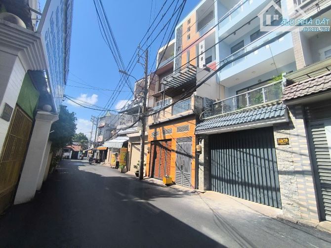 Bán NHÀ C4 HXH 6M THÔNG Đối Diện Lottemart-GV. DT: 4.2x17m. cn 71m2 GIÁ CHỈ 7.5 TỶ TL - 3