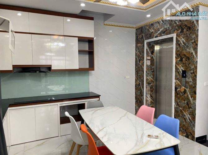 Hơn 17tỷ - MẶT PHỐ ÁP GÓC – KINH DOANH SẦM UẤT – NHÀ ĐẸP – THANG MÁY – THIẾT KẾ HIỆN ĐẠI - 3