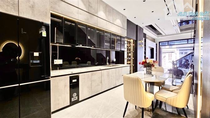 BÁN NHÀ PHỐ GÓC 2 MẶT TIỀN DT: 75m2 Huỳnh Tấn Phát Quận 7 Chỉ 6 Đồng nhĩnh - 3