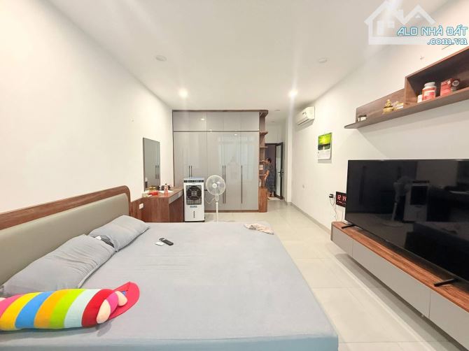 PHÂN LÔ NGUYỄN THỊ ĐỊNH - NHÀ ĐẸP - GẦN PHỐ - 6 TẦNG THANG MÁY - TẶNG NỘI THẤT - KINH DOAN - 3