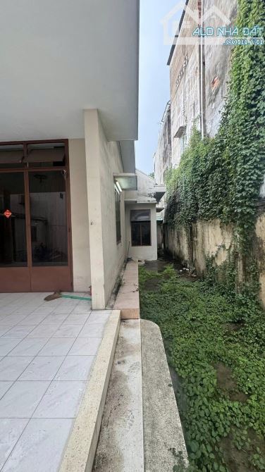 Bán nhà Mặt tiền Xóm Chiếu - giao Nguyễn Tất Thành, Q4, 10x45m, 2 Tầng cũ, 75,5 tỷ. - 3