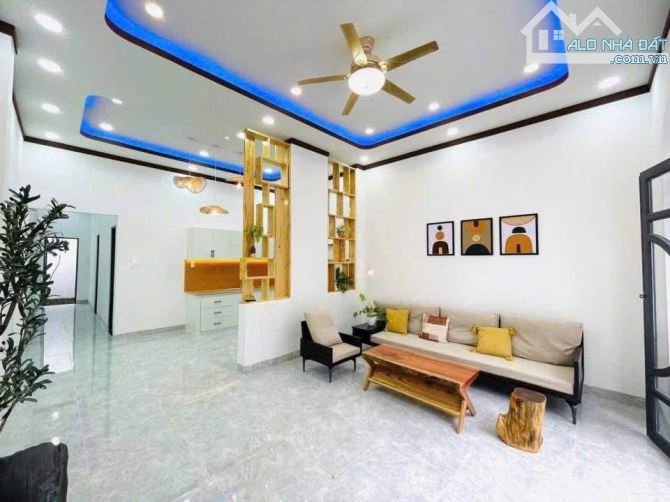 Bán căn nhà mới xây,do ngộp ngân hàng nên bán.Ở Tân Thông Hội- Củ Chi. 102m2, 790 triệu - 3