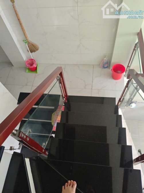 Bán nhà mặt tiền đường Nguyễn Đình Chiểu Quận 3 dt( 3 x 11m) giá 8,8 tỷ - 3