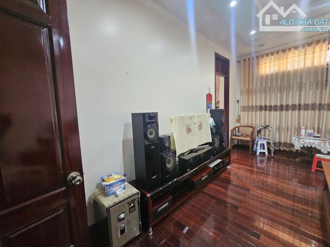 Chào bán biệt thự 5 tầng khu 16D Lê Hồng Phong DT: 119m MT: 7m hướng ĐN Nhà xây chắc chắn, - 3