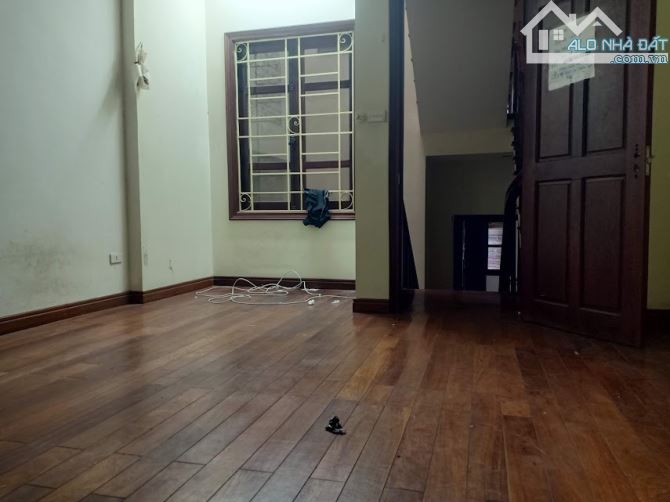 Cho thuê nhà liền kề 106 Hoàng quốc việt 70m2x4T ô tô tải đỗ cửa làm vp lớp học - 3