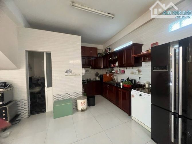 🔥 HẺM Ô TÔ NGUYỄN XÍ - 70M2 - 3 TẦNG - SÁT VINCOM - NHỈNH 10 TỶ - 3