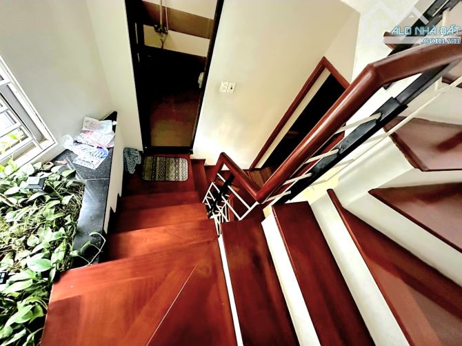 BÁN NHÀ MỄ TRÌ: NHÀ 5 TẦNG - LÔ GÓC - NGÕ THÔNG - VF6 ĐỖ CỬA, VÀO NHÀ - CHỈ 7.95 TỶ! - 3