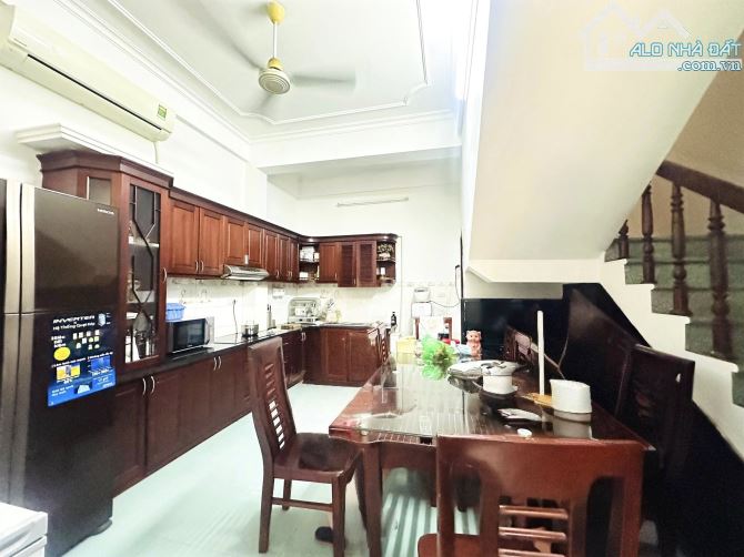 NHÀ ĐẸP PHÂN LÔ Ô TÔ KINH DOANH PHỐ PHẠM TUẤN TÀI CẦU GIẤY. - 3