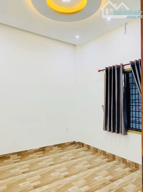 BÁN NHÀ 2 TẦNG - KIỆT OTO CHIỀU HỒNG - BẦU ỐC - 103m2 - MT 5m - 3ty4. - 3
