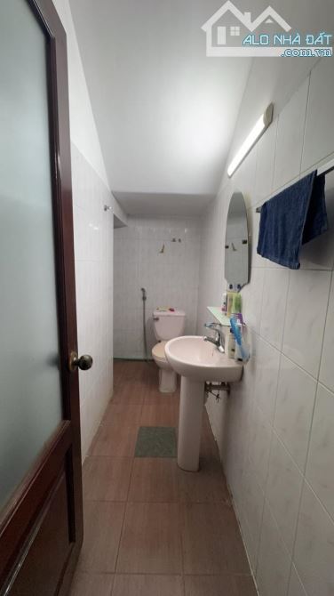 🏠 BÁN NHÀ PHÂN LÔ - NGUYỄN VĂN HUYÊN - CẦU GIẤY - Ô TÔ ĐỖ CỬA - HAI THOÁNG  -22 TỶ - 3