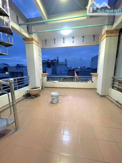 BÁN NHÀ HẺM OTO THÔNG - HỒ HỌC LÃM - BÌNH TÂN - 4x20M - 3 TẦNG -  HƠN 6 TỶ. - 3