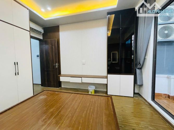 BÁN NHÀ NGÕ 1 NHÂN HÒA – THANH XUÂN – 2 THOÁNG – CÁCH Ô TÔ 30M – NGÕ RỘNG – NHÀ ĐẸP - 3