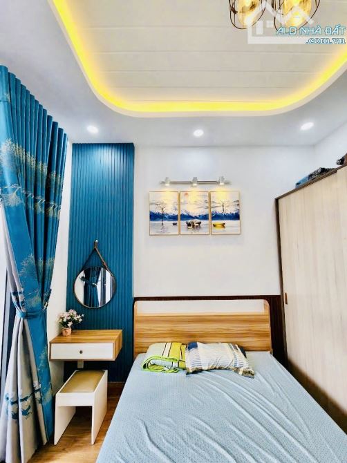 Bán nhà Phạm Văn Chiêu, phường 9, Gò Vấp, 3 tầng, 70m², hẻm ô tô 6m, giá chỉ 8 tỷ nhỉnh - 3