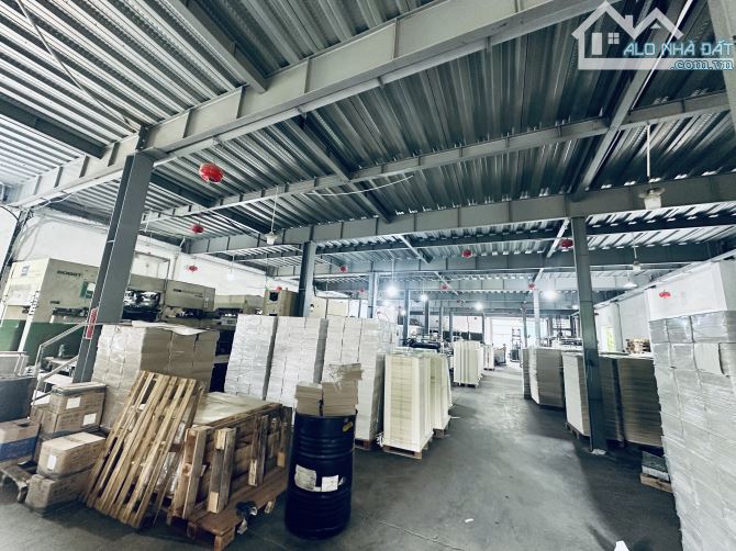 Cho thuê 1300m2( 650mx2 tầng) cách ql32 50m kho rất đẹp - 3