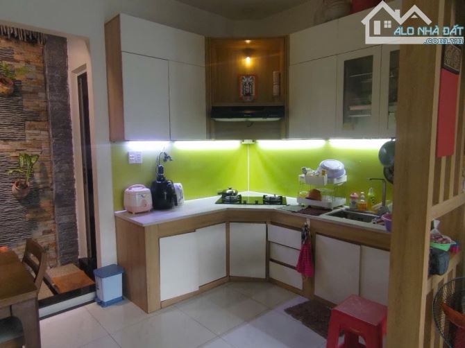 BÁN GẤP NHÀ HẺM XE HƠI T8 TÂY THẠNH , 43m2 , 3 tầng , 3pn , giá nhỉnh 5tỷ . - 3