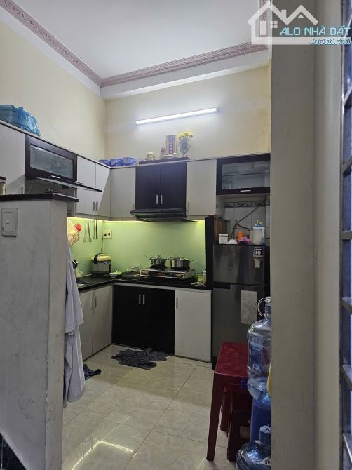 chủ cần bán nhanh căn nhà 2 tầng đường Võ Văn Tần - 3