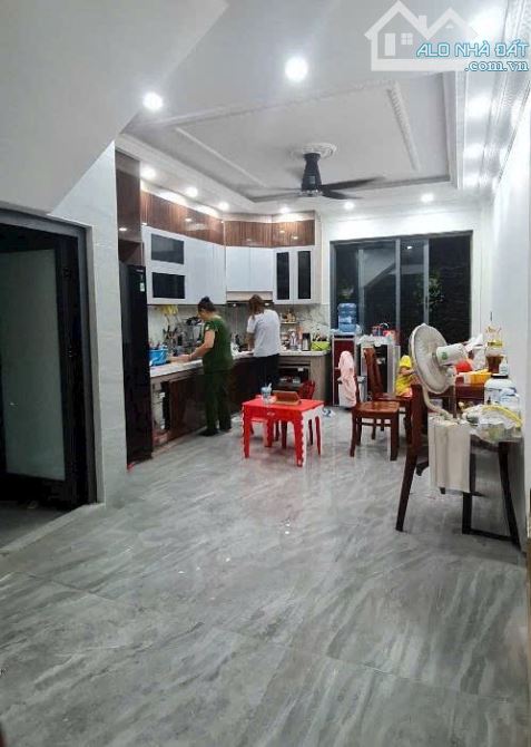 Nhà đẹp Bình Tân-Đường 8M-Giáp Tân Phú-Sát MT Lê Văn Qưới-P.BTĐ-66m2-4x17-5tầng-4PN,5WC - 3
