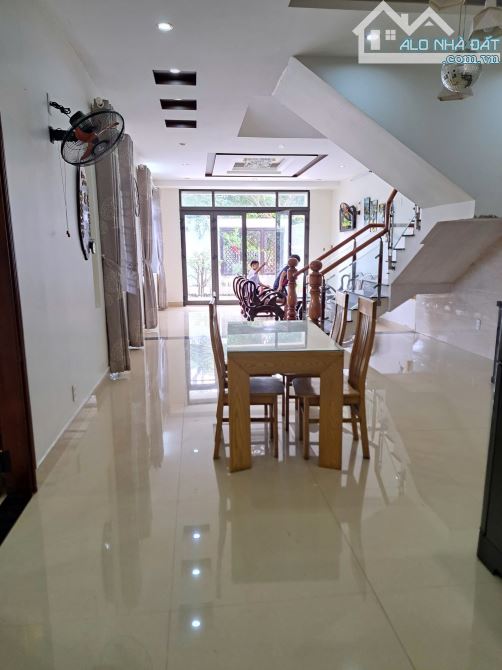 CHO THUÊ BIỆT THỰ 2 Tầng SÂN VƯỜN:  đường LÊ TRÍ VIỄN _ HÒA QUÝ - 3