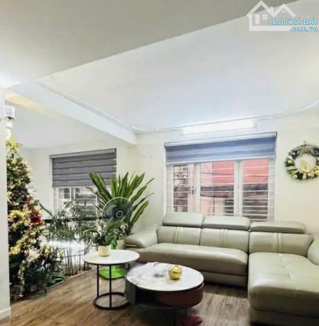 chủ cần nhà Cầu Giấy, ô tô tránh đỗ cổng, gara trong nhà, giá 12.5 tỷ - 4