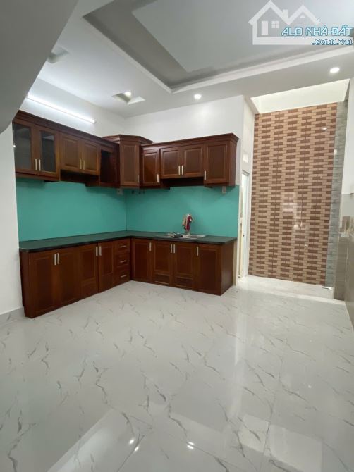 Bán Nhà chợ Liên Khu 5-6, 3TẦNG ĐÚC BTCT, sổ hồng riêng, không qui hoạc 4 tỷ x - 4