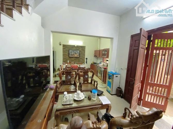 BÁN NHÀ LÔ GÓC THẠCH BÀN, LONG BIÊN – Ô TÔ VÀO NHÀ - 4