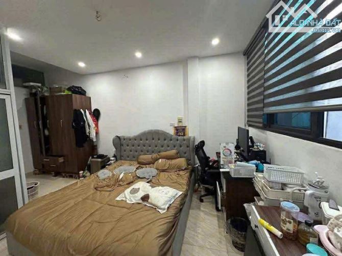 Bán nhà 3 tầng về ở luôn ngõ 261 Trần Nguyên Hãn - 4