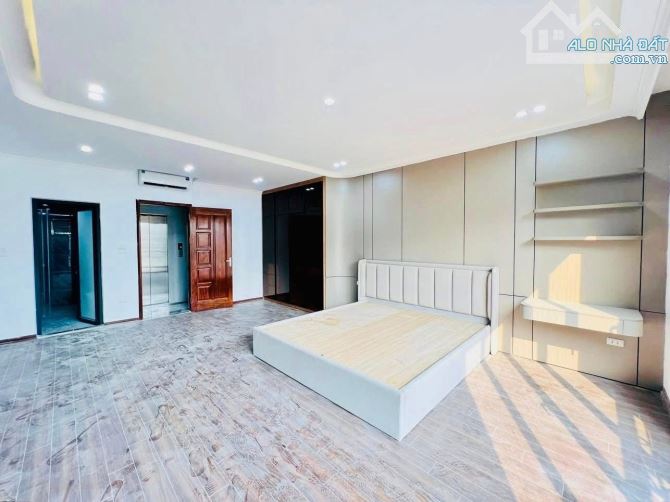 ĐỊNH CÔNG HẠ, HOÀNG MAI, MỚI, ĐẸP, 6 TẦNG THANG MÁY, 1 NHÀ RA Ô TÔ TRÁNH, 50M2, 10.5 TỶ - 4