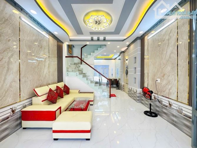 Nhà đường xe hơi 6m , 2 Tầng , Tặng nội thất , ĐÀO TÔNG NGUYÊN , NB, Chỉ 4 Tỷ hơn - 4
