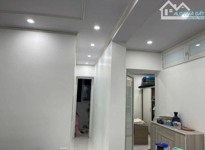 BÁN CĂN HỘ TẬP THỂ NGUYỄN NGỌC DOÃN ,ĐÔNG ĐA.CĂN HỘ TẦNG 4,CĂN GÓC 2 MẶT THOÁNG ,DT 100M2; - 4