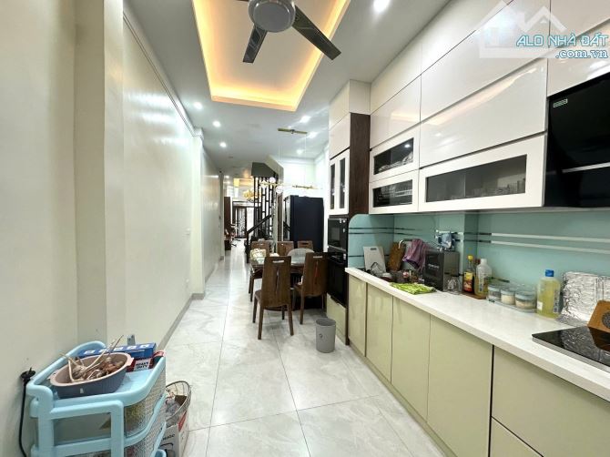 💎50m ra phố, 2 mặt thoáng, full nội thất, lõi Đống Đa - phố Đặng Văn Ngữ 56m2*5 tầng - 4