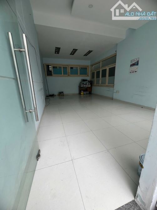 Bán nhanh nhà 3 tầng hẻm oto Cao Bá Quát. DT 109,7m2. Chỉ 6 tỷ 8 - 4